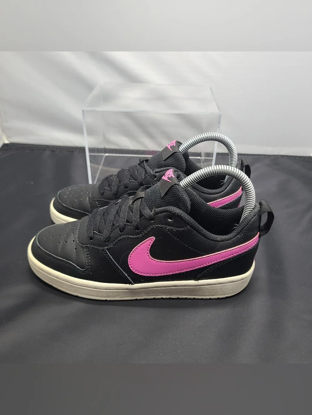 Nike Court Borough Low 2 GS 'Black Active Fuchsia Girl kids size 3.5Y